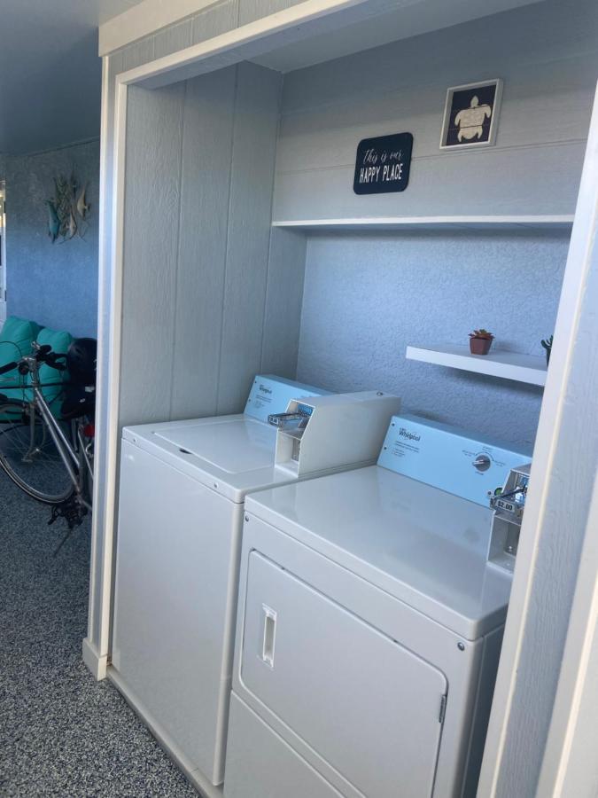 Beautiful And Comfortable Rom Apt # 2 Tampa Extérieur photo