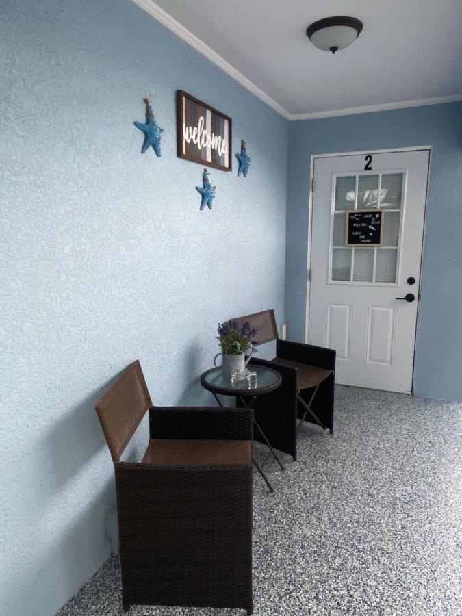 Beautiful And Comfortable Rom Apt # 2 Tampa Extérieur photo
