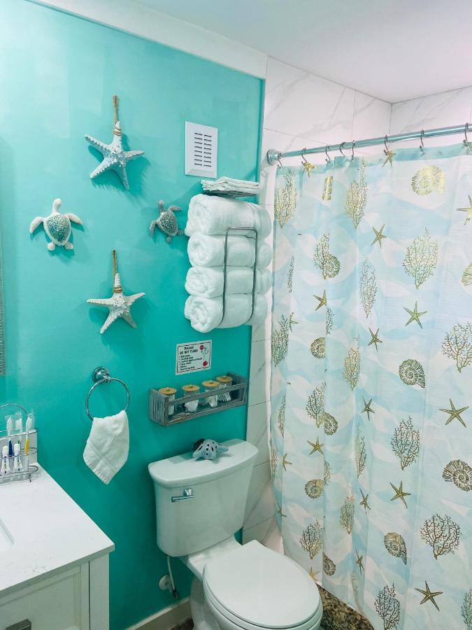 Beautiful And Comfortable Rom Apt # 2 Tampa Extérieur photo